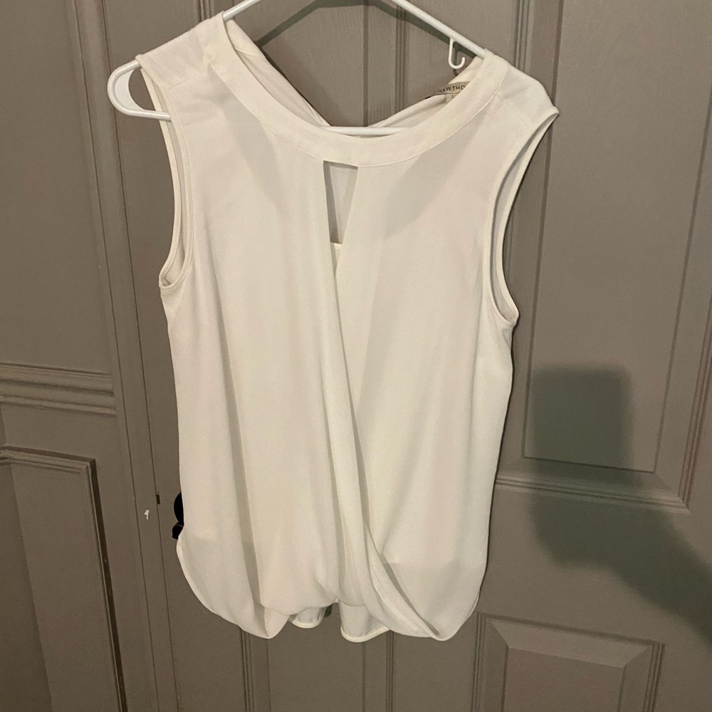 41 Hawthorn White Sleeveless Blouse